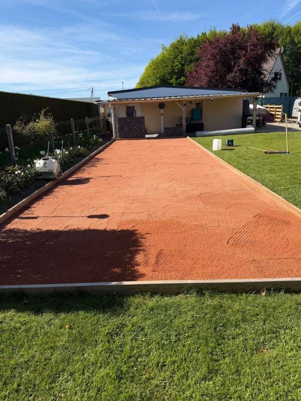 Création terrain de pétanque Motteville 76970 aménagement extérieur Croix-Mare Yvetot entreprise paysagiste clôture terrassement Normandie