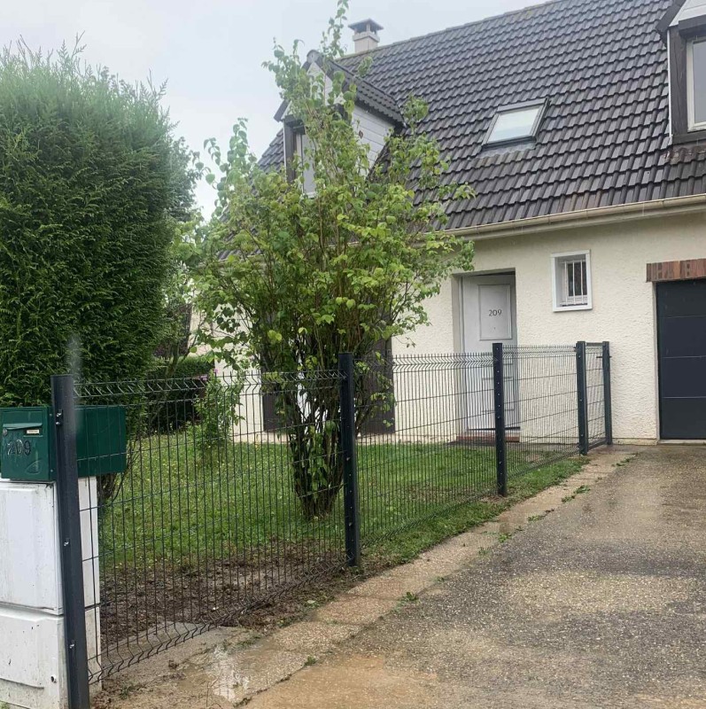 Réalisation des travaux des clôtures et portillon pour sécuriser les extérieurs sur Bois Guillaume 76