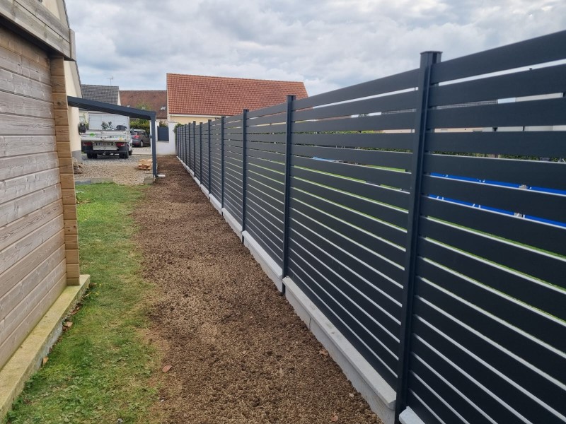 Recherche une entreprise spécialisée pour la pose des clôture secteur Yvetot 