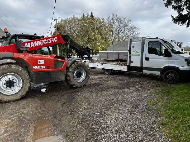 Installation sur mesure de clôture en panneaux rigide pour une maison en colombages sur la commune de Pavilly 76