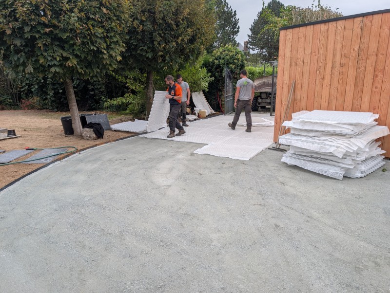 Trouver une entreprise spécialisée pour refaire mon allée à Barentin 