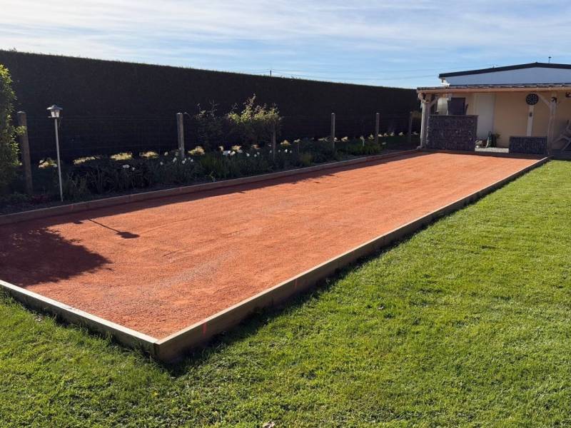 Création terrain de pétanque Motteville 76970 aménagement extérieur Croix-Mare Yvetot entreprise paysagiste clôture terrassement Normandie