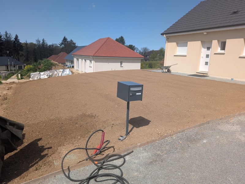 Comment faire ma pelouse chez moi près de Yerville 76 