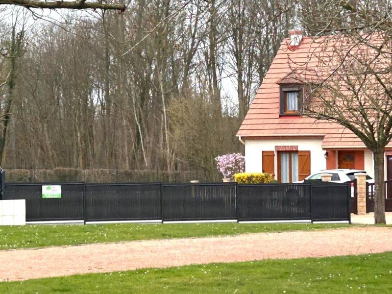 Paysagiste pour la rénovation et l'installation des clôtures sur-mesure proche de Barentin 76 