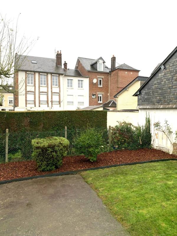 Aménagement d'un petit jardin de ville sur Yvetot 