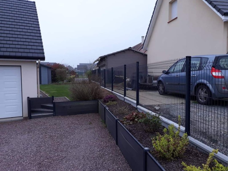 Qui contacter pour la pose de clôture en panneaux rigide secteur Fréville 76