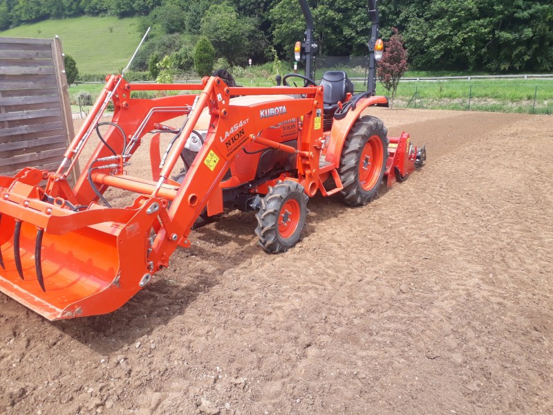 Travaux de prèparation de terrain et d'engazonnement d'une pelouse secteur Yvetot 76