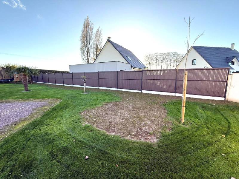 Poseur de clôture rigide sur mesure sur la commune de Ouainville 76